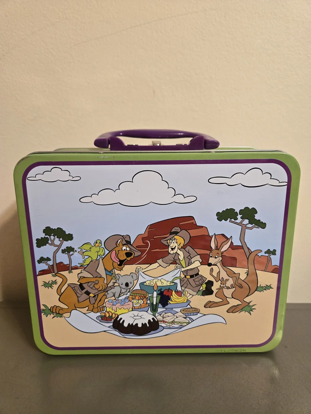 Scooby-Doo Metal Tin Lunch Box with 100 Piece Puzzle